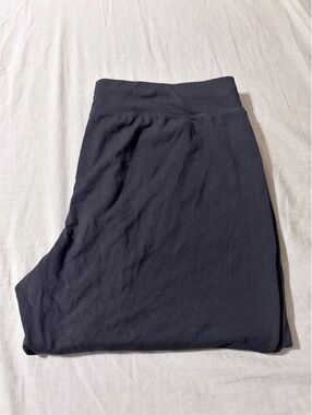 Athletic Lounge Capris